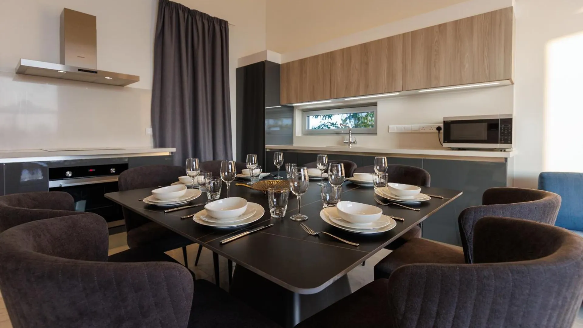 Napa Hills Seaview Villas - Iris Ayia Napa 0*,