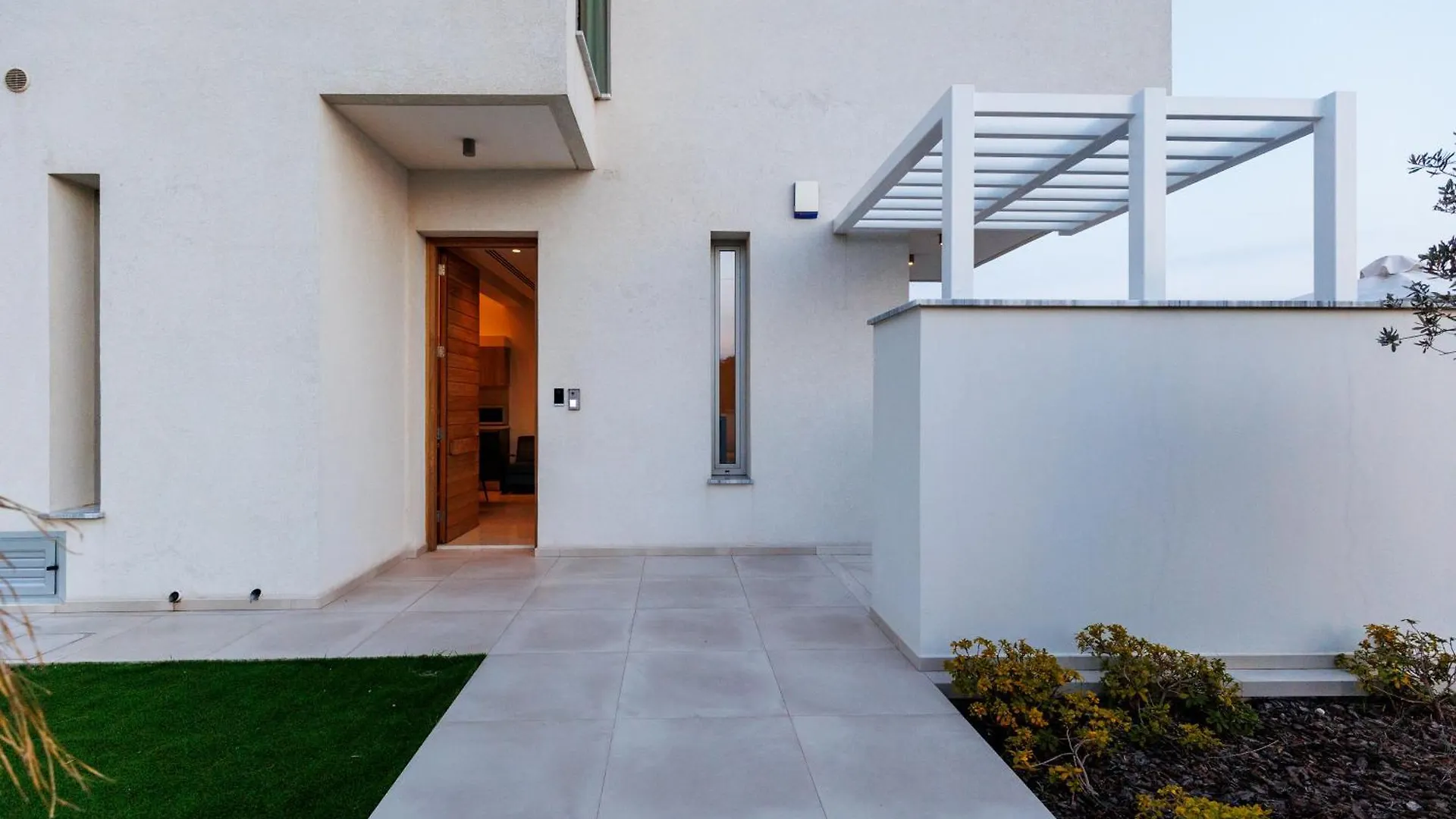 Napa Hills Seaview Villas - Iris Ayia Napa Cyprus